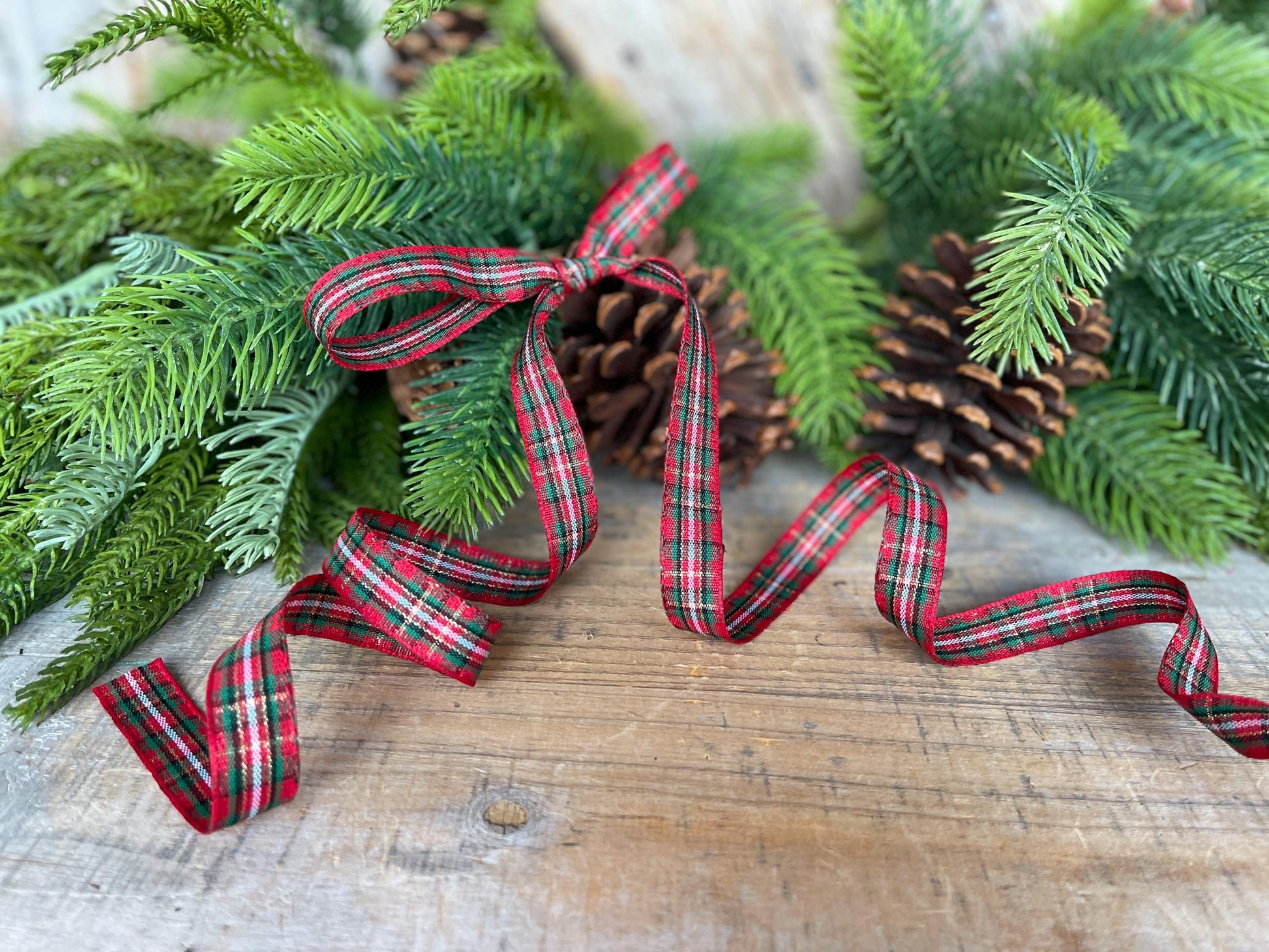 5/8" Traditional CHristmas Plaid, Unwired RIbbon, Gift wrap ribbon, #3 ribbon