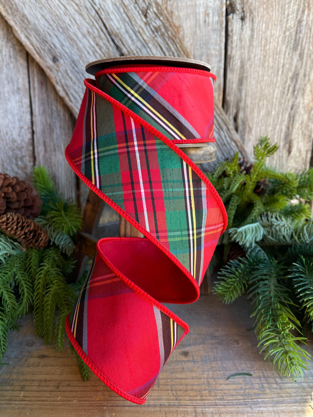 2.5" Traditional CHristmas Plaid, Wired Ribbon