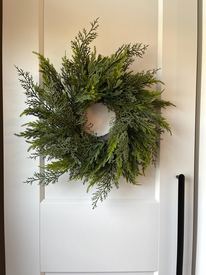 16" Christmas Pine Wreath, Cabinet Wreath, Small Wreath
