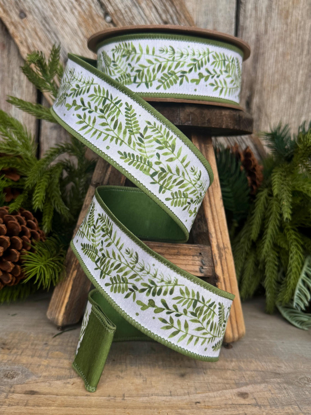 1.5" Green Leaf Ribbon, Wired Ribbon