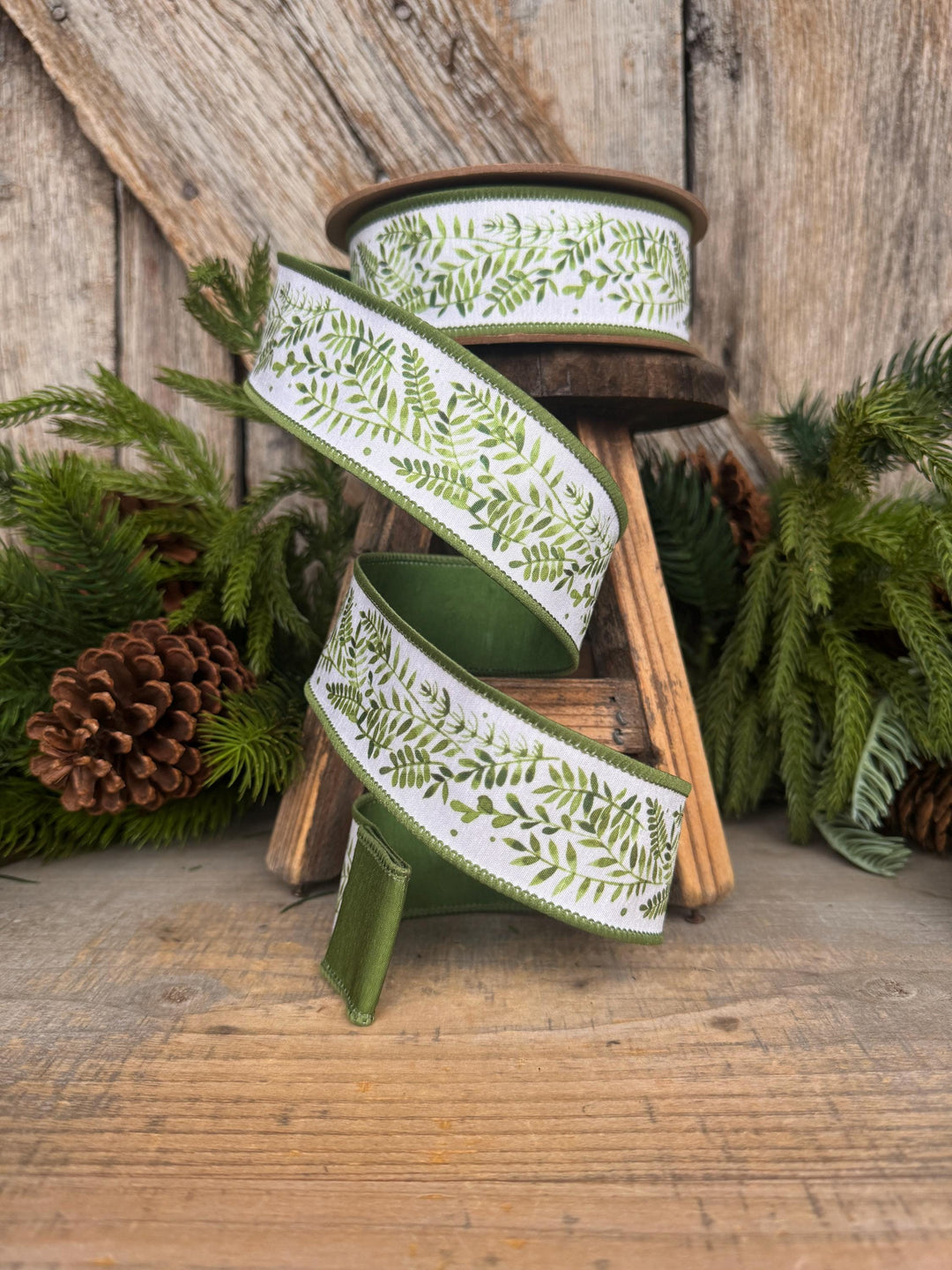 1.5" Green Leaf Ribbon, Wired Ribbon