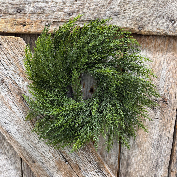 16" Christmas Pine Wreath, Cabinet Wreath, Small Wreath