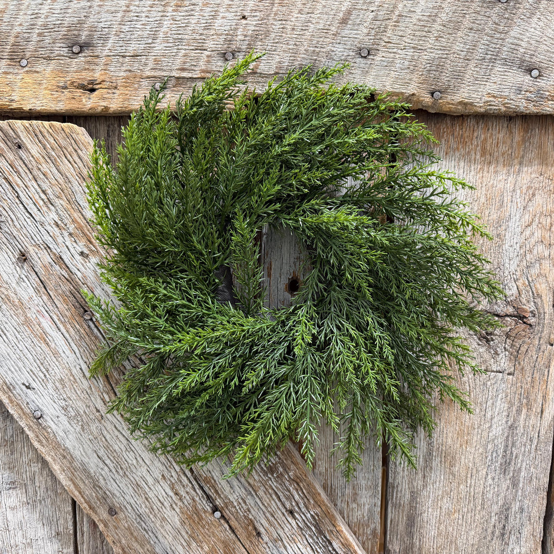 16" Christmas Pine Wreath, Cabinet Wreath, Small Wreath