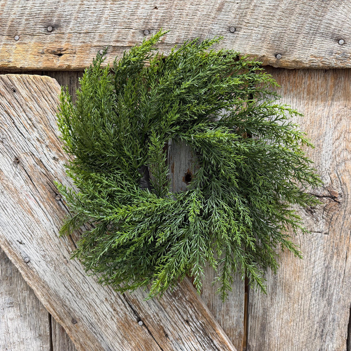 16" Christmas Pine Wreath, Cabinet Wreath, Small Wreath