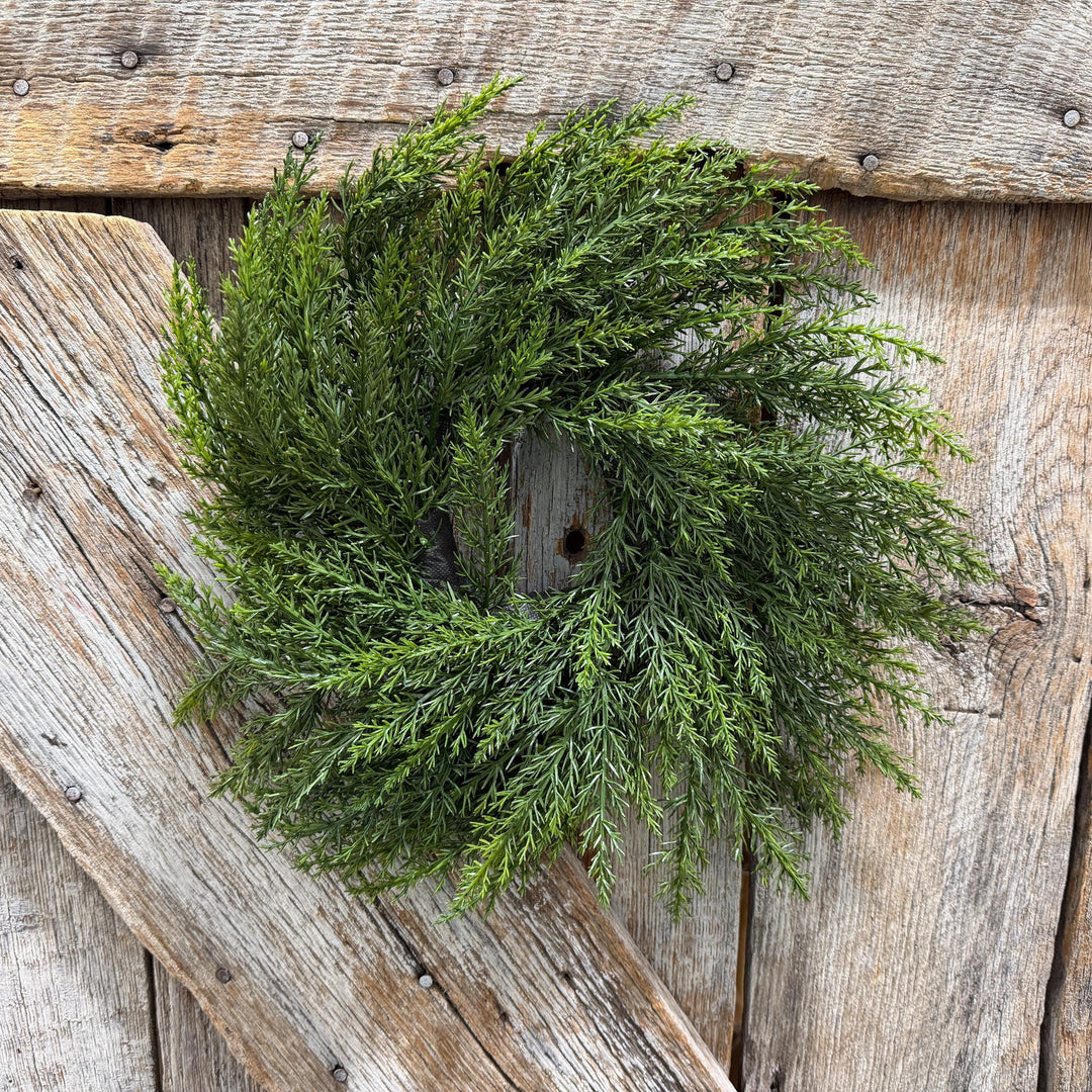 16" Christmas Pine Wreath, Cabinet Wreath, Small Wreath