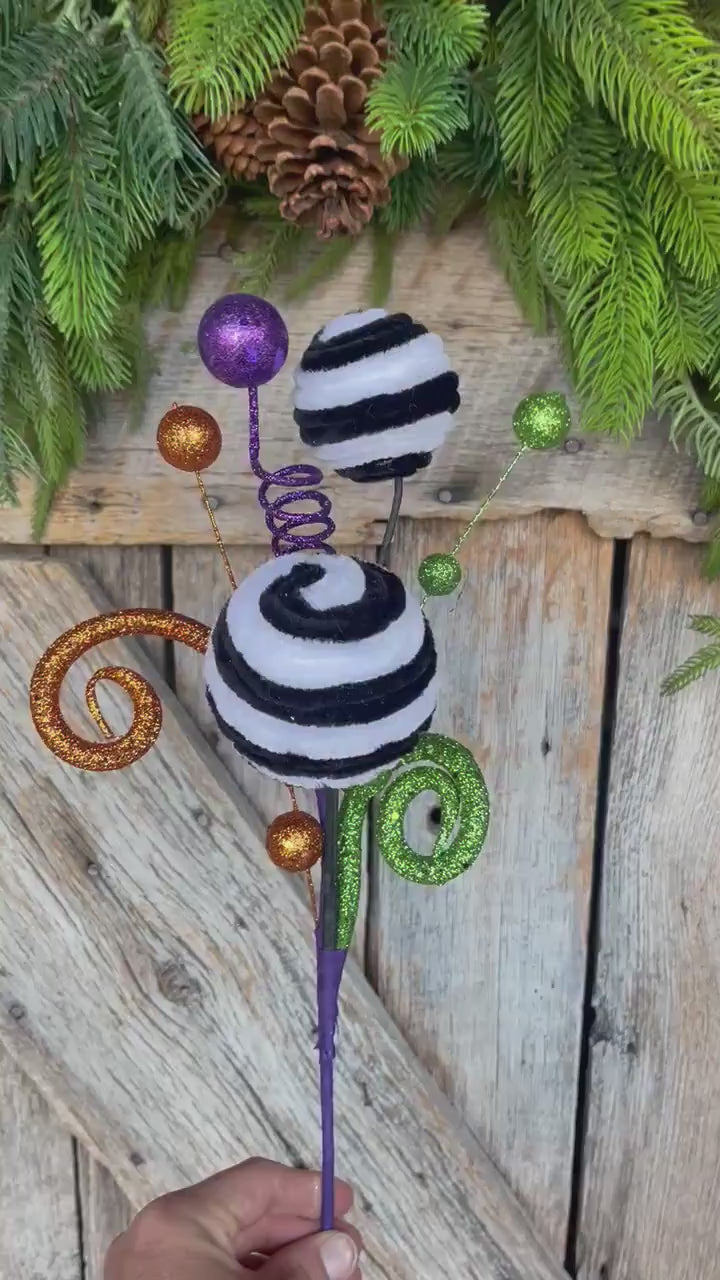 16" Black White Ball Spray, Halloween, Black White Ball Pick Spray